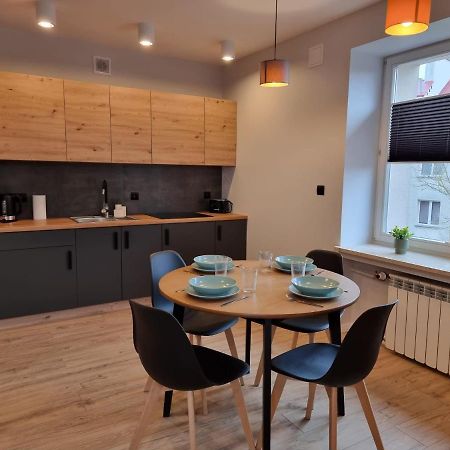 Piekny Apartament Przy Parku, Blisko Dworca, Centrum رادوم المظهر الخارجي الصورة